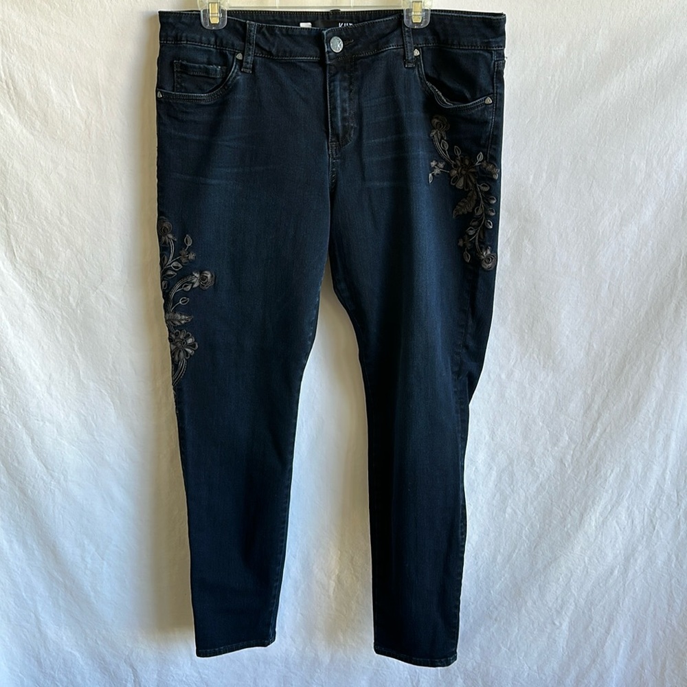 Kut from the Kloth Donna ankle skinny dark wash jeans, size 14